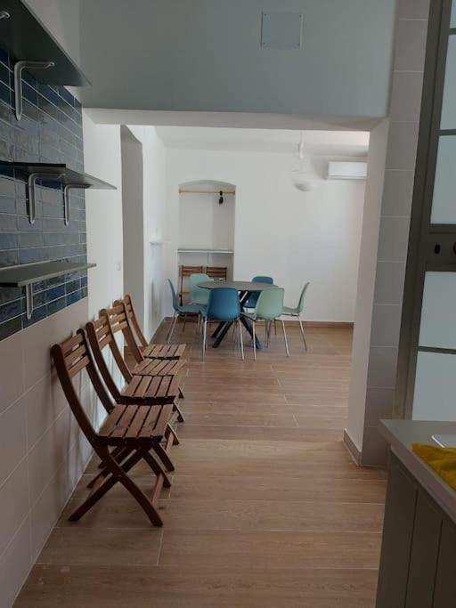 Characteristic Garibaldi Appartement Bari Buitenkant foto